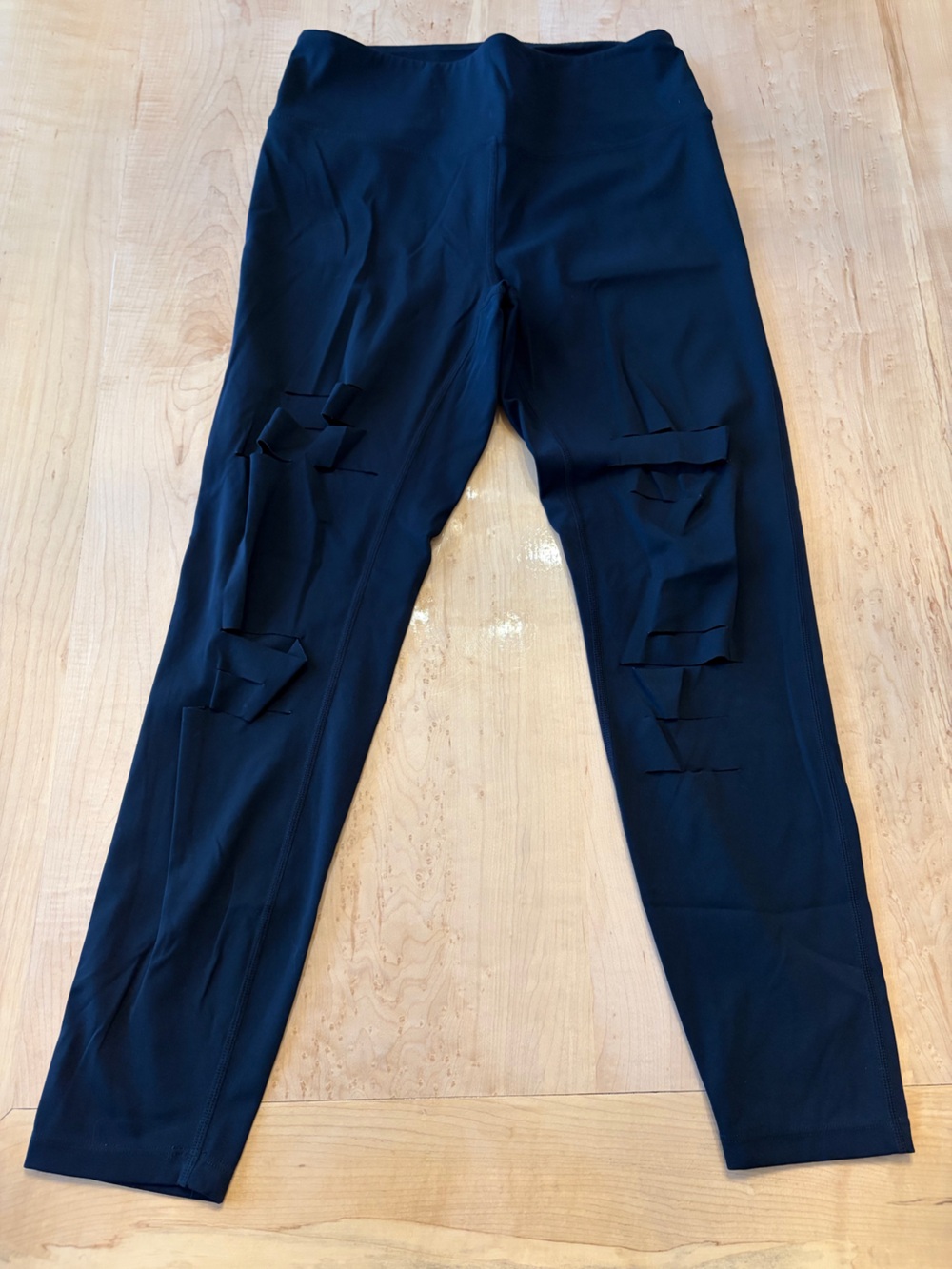 ZYIA Active Black Cutout Leggings Size 8-10 High Rise